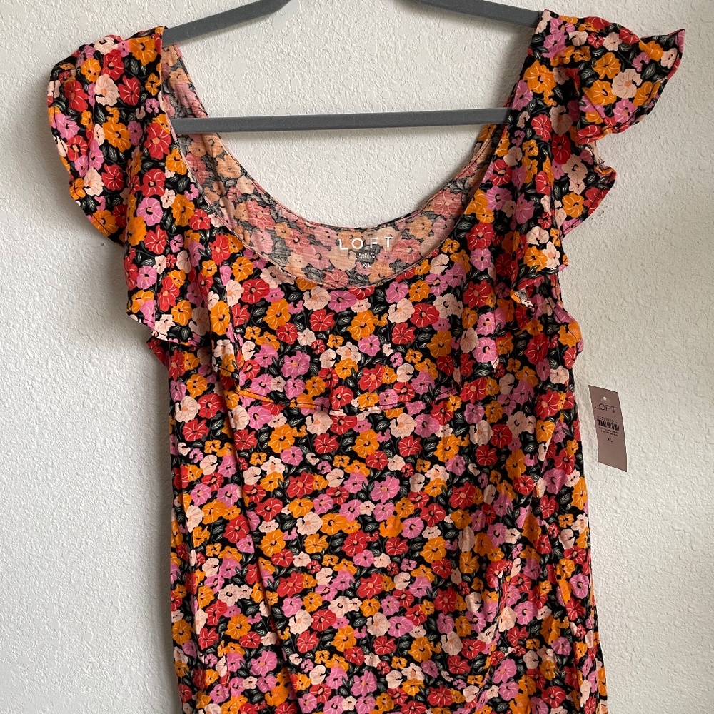 NWT Loft XL Flutter sleeve Floral top